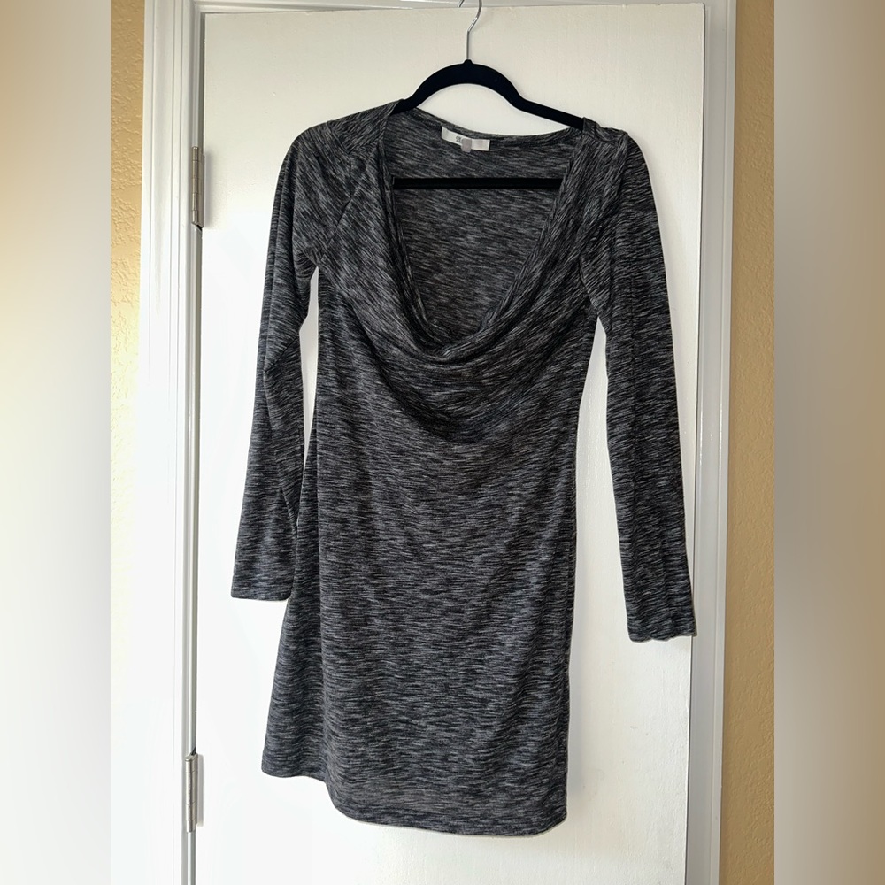 Scoop neck dress